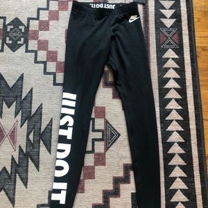 Nike Tight Fit Just Do it Leggings